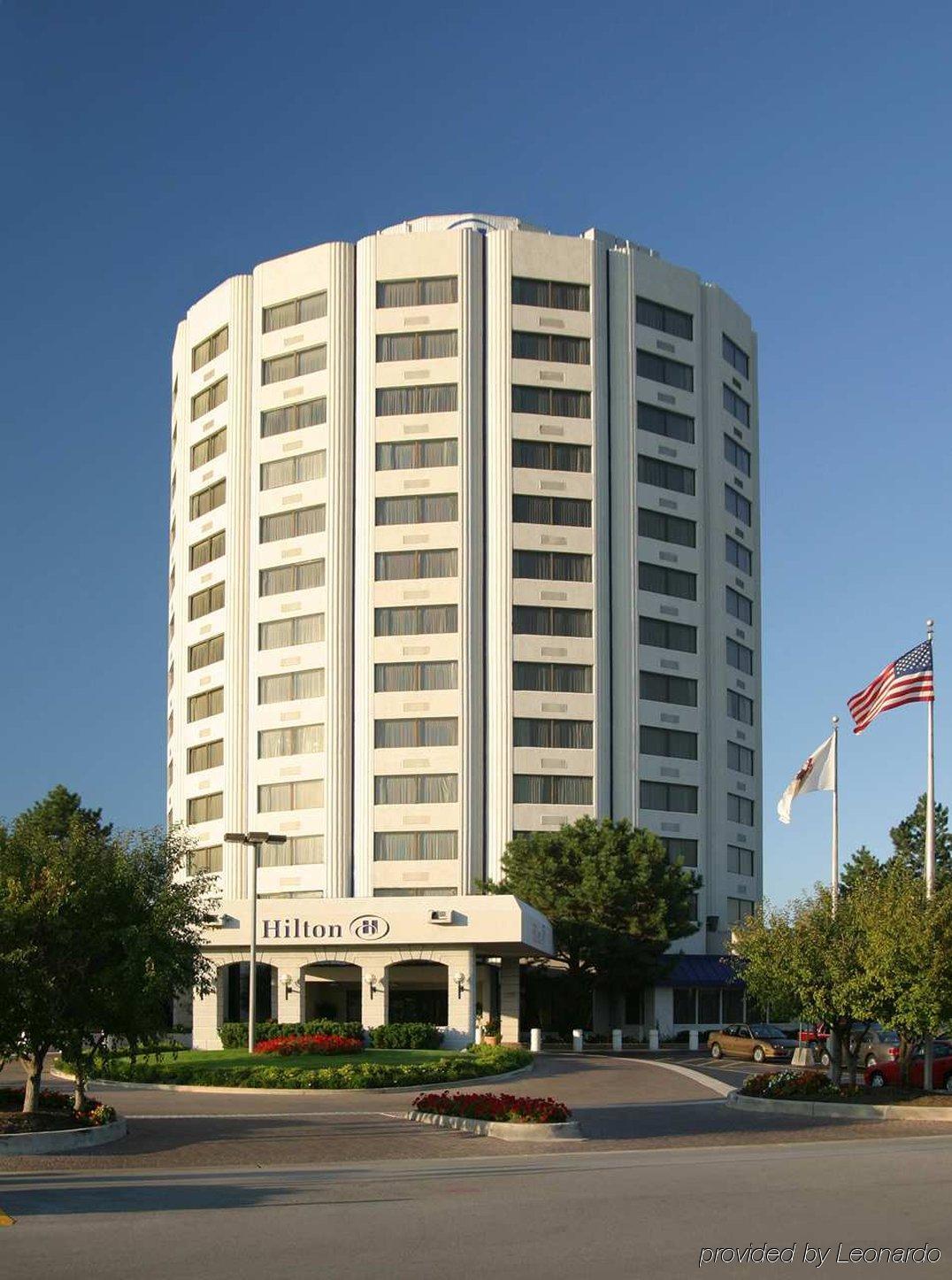 Hilton Chicago/Oak Lawn Hotel Exterior foto